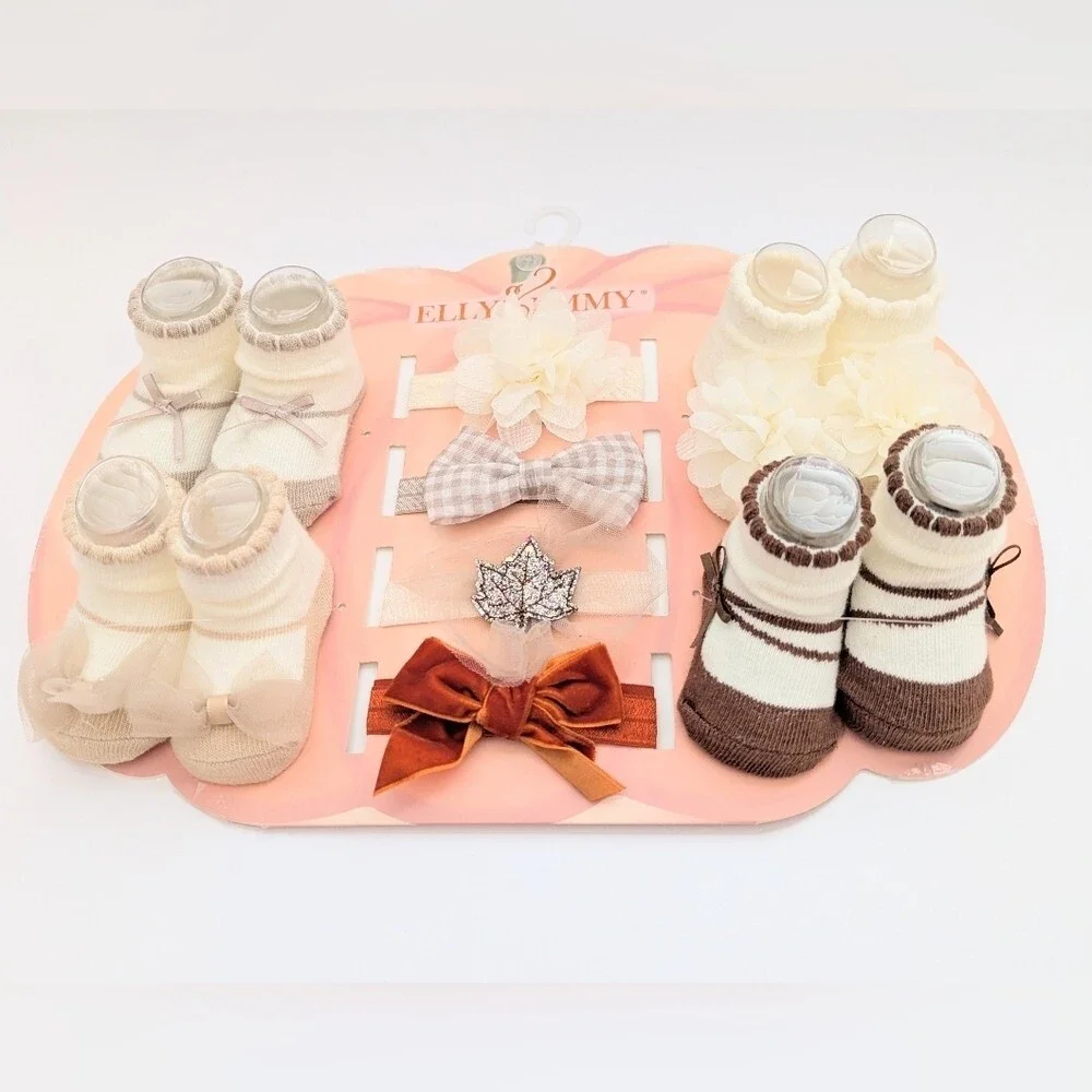 NWT 8 Piece Baby Gift Set (0-12months) 4 Socks/Booties & 4 Headwraps/Headbands